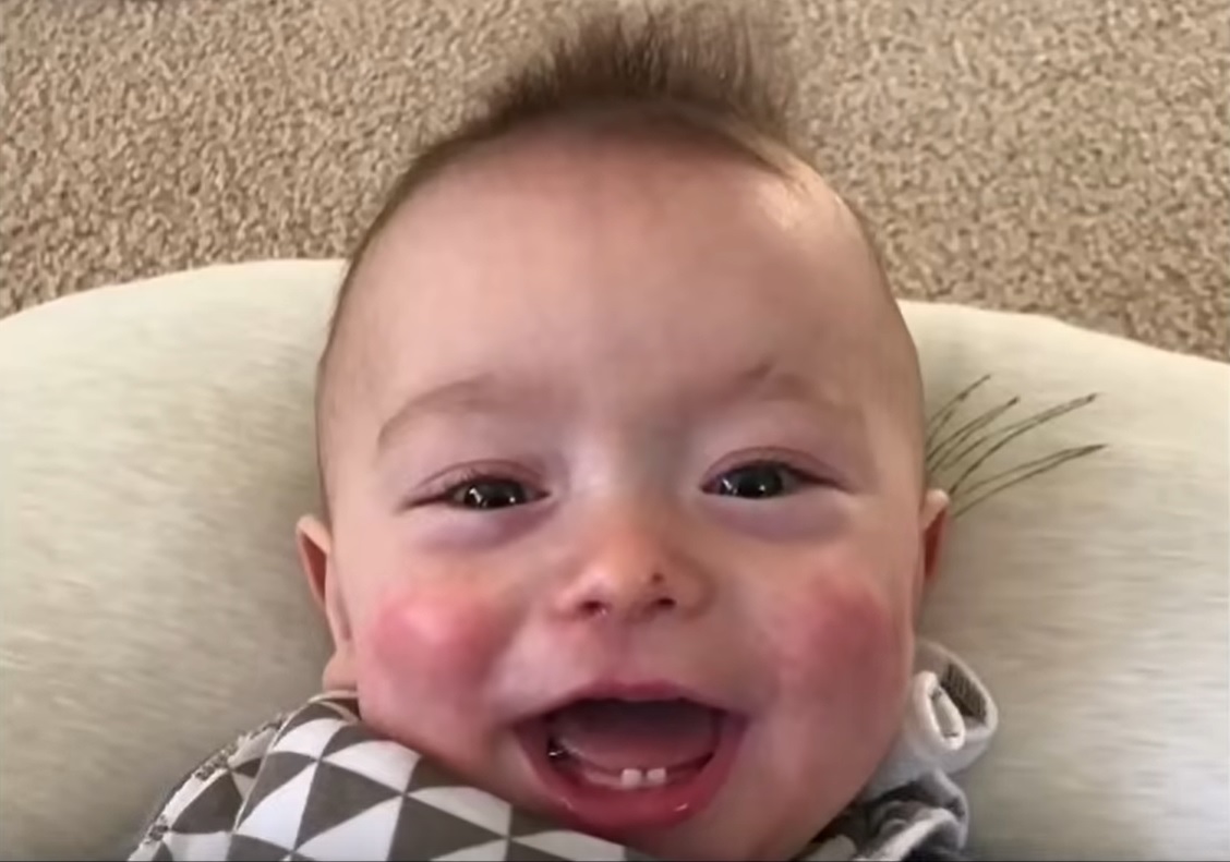 When a cute baby sings AC/DC the internet goes crazy