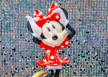 “Explicit” detail on Disney mat leaves internet cracking up