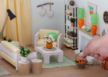 See how life can be in the dollhouse of a 13-year-old artist!